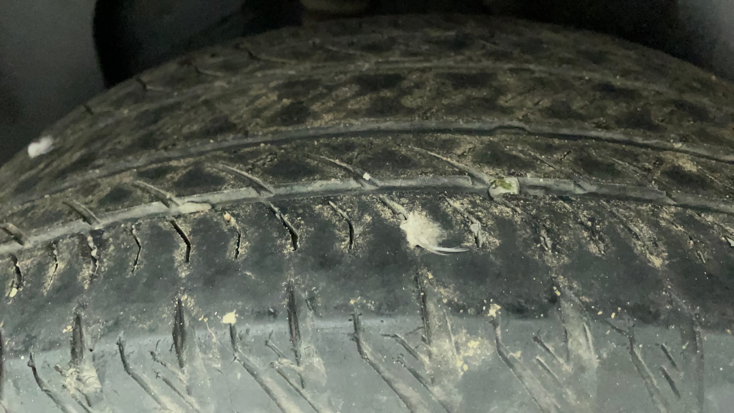 Used 2022 Tata Harrier XZ Plus Dark Edition Diesel Manual tyres LEFT REAR TYRE TREAD VIEW
