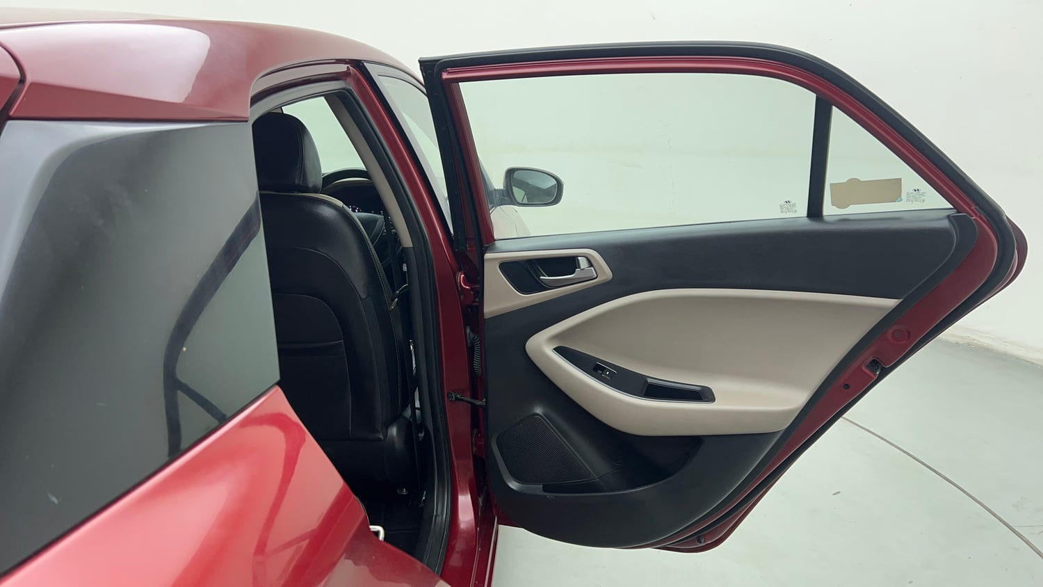 Used 2019 Hyundai Elite i20 Sportz Plus 1.2 Petrol Manual interior RIGHT REAR DOOR OPEN VIEW