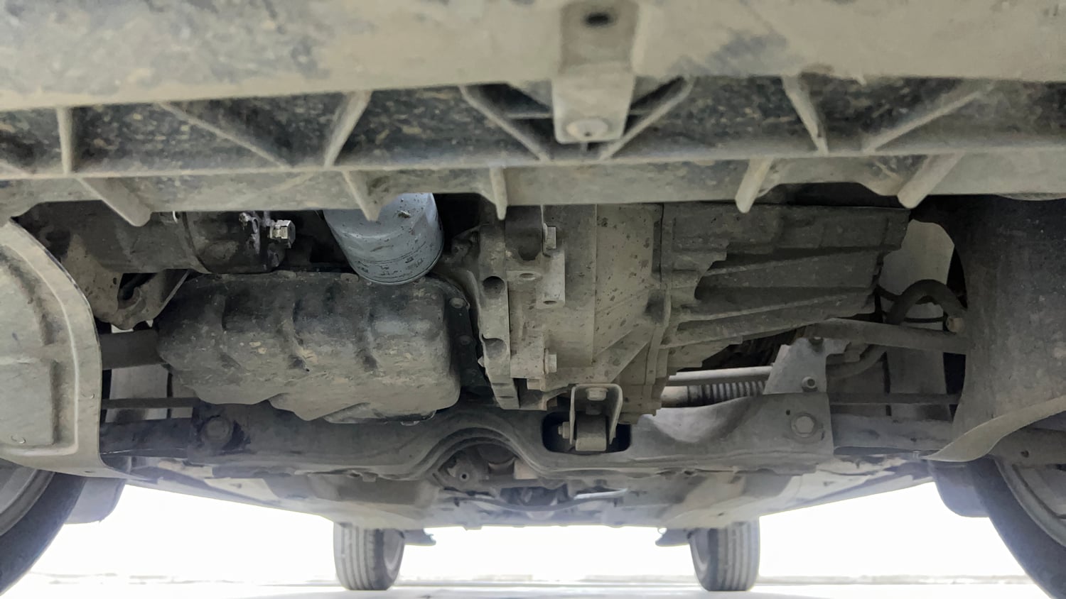 Used 2019 Volkswagen Ameo Highline1.0L (P) Petrol Manual extra FRONT LEFT UNDERBODY VIEW