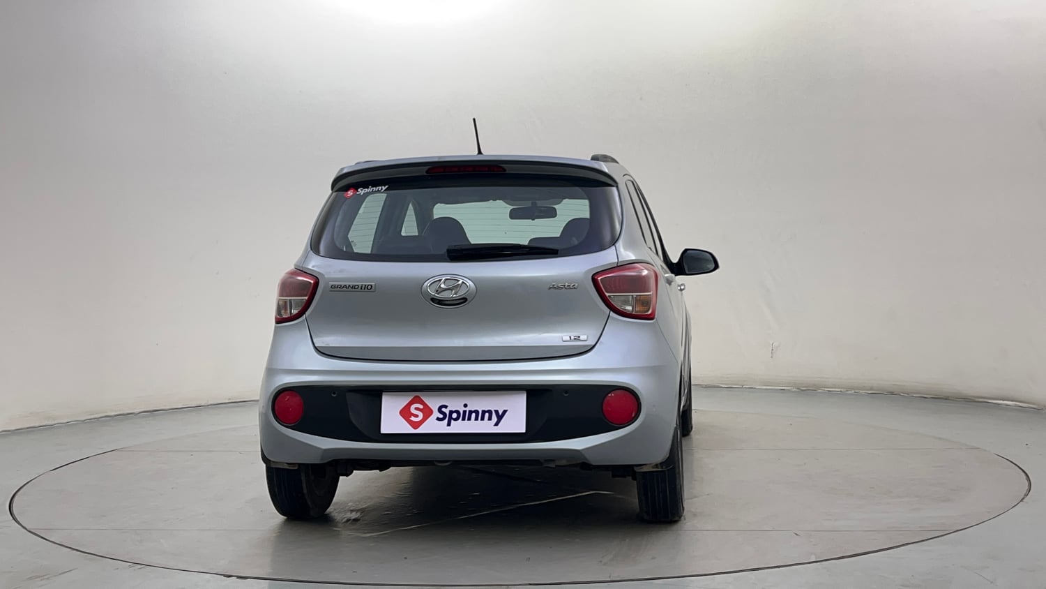 Used 2019 Hyundai Grand i10 Asta 1.2 Kappa VTVT Petrol Manual exterior RIGHT REAR CORNER VIEW