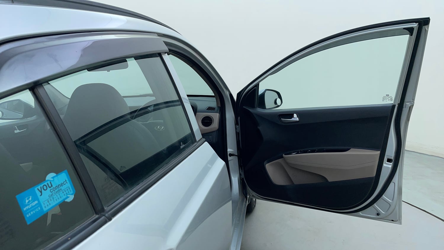 Used 2015 Hyundai Grand i10 Sportz 1.2 Kappa VTVT Petrol Manual interior RIGHT FRONT DOOR OPEN VIEW