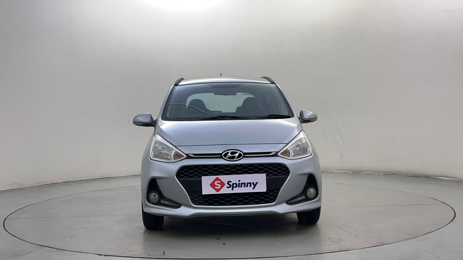Used 2019 Hyundai Grand i10 Asta 1.2 Kappa VTVT Petrol Manual exterior FRONT VIEW