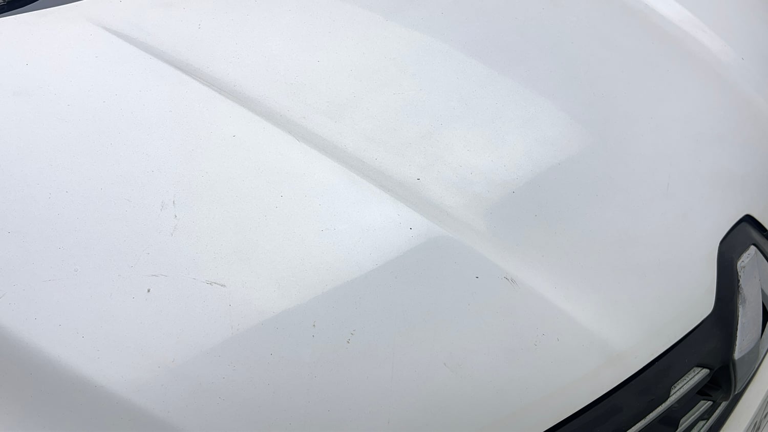 Used 2020 Renault Triber RXZ Petrol Manual dents MINOR SCRATCH