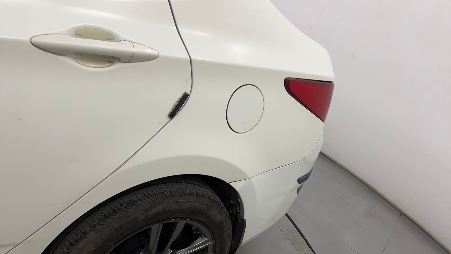 Used 2016 Hyundai Verna 1.6 CRDI S AT Diesel Automatic dents MINOR SCRATCH