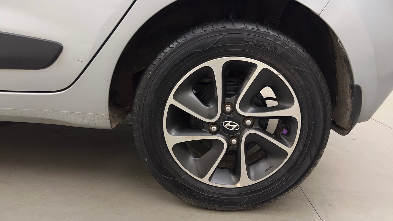 Used 2019 Hyundai Grand i10 Asta 1.2 Kappa VTVT Petrol Manual tyres LEFT REAR TYRE RIM VIEW