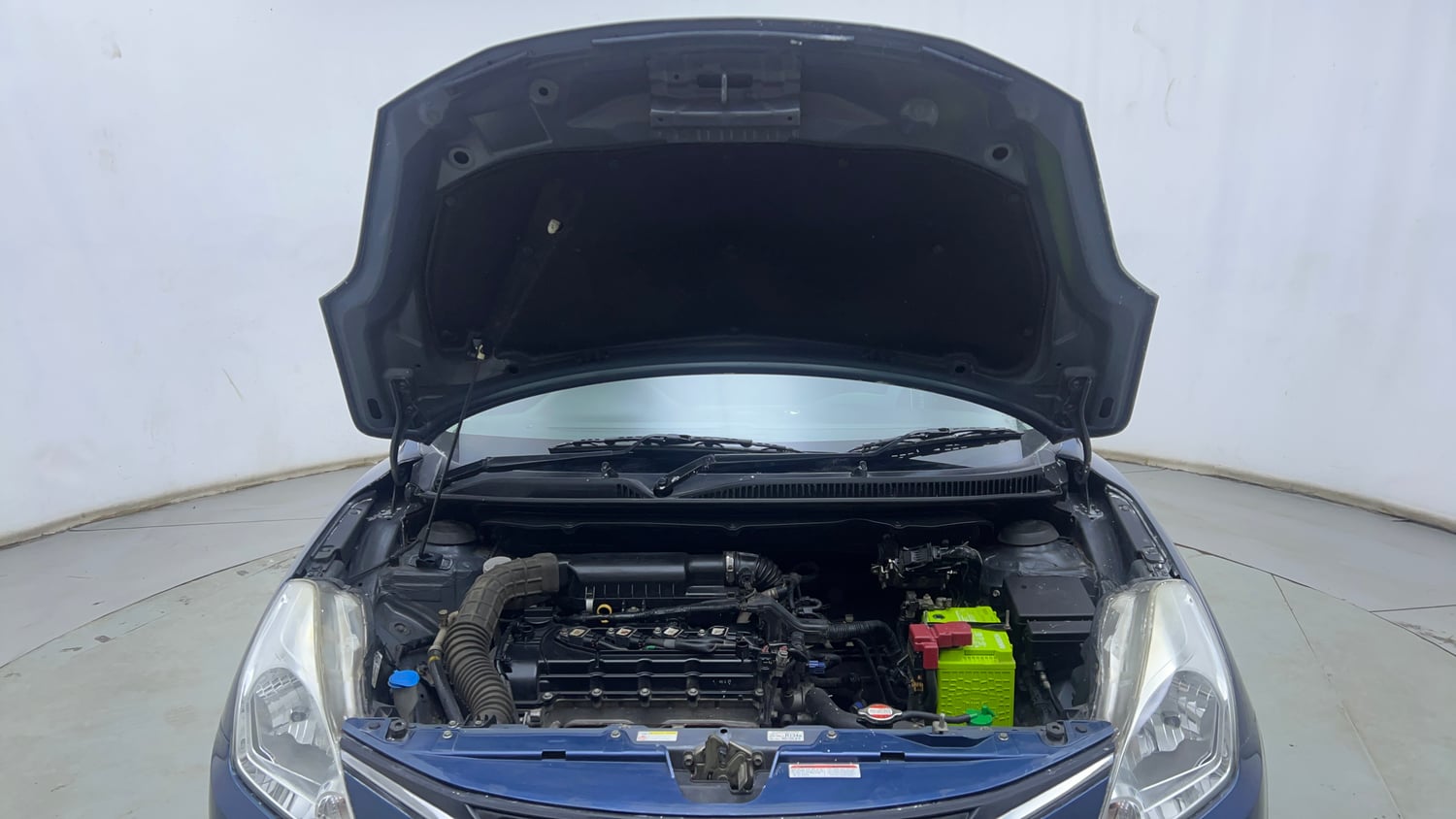 Used 2017 Maruti Suzuki Baleno Zeta 1.2 Petrol Manual engine ENGINE & BONNET OPEN FRONT VIEW