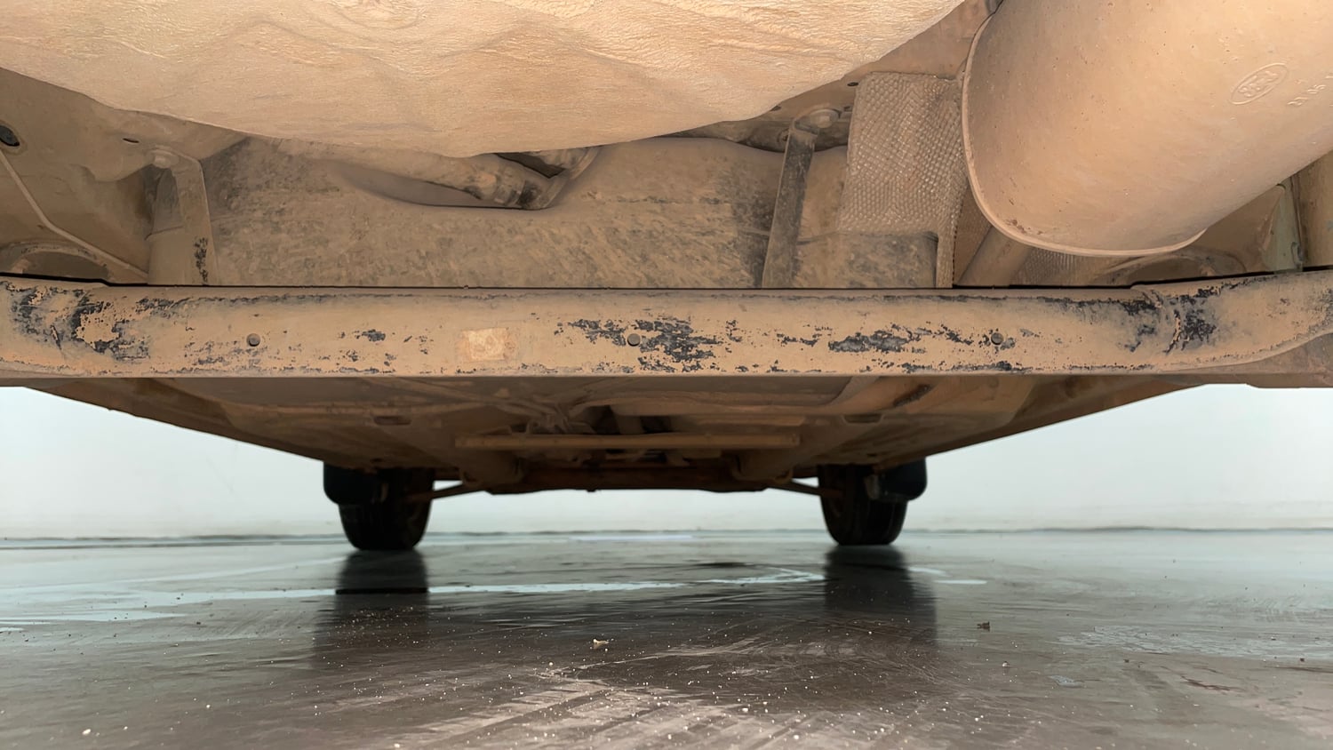 Used 2014 Ford Figo Duratorq Diesel ZXI 1.4 Diesel Manual extra REAR UNDERBODY VIEW (TAKEN FROM REAR)