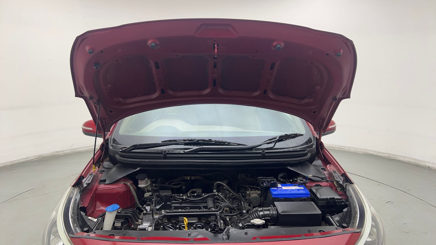 Used 2019 Hyundai Elite i20 Sportz Plus 1.2 Petrol Manual engine ENGINE & BONNET OPEN FRONT VIEW