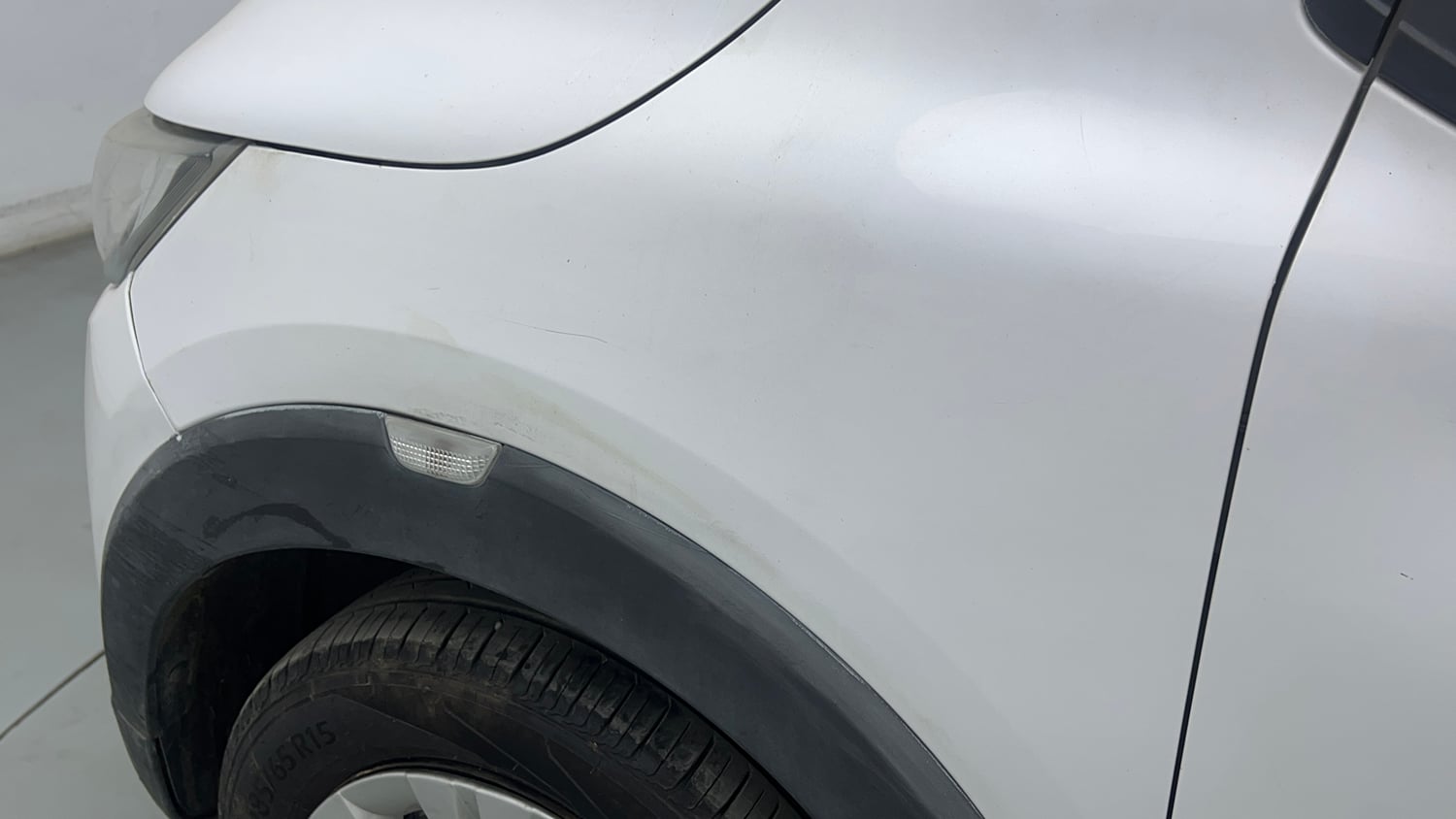 Used 2020 Renault Triber RXZ Petrol Manual dents MINOR SCRATCH