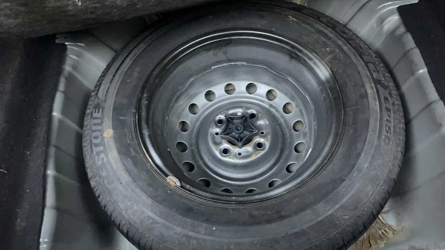 Used 2024 Tata Altroz XZA Petrol Petrol Automatic tyres SPARE TYRE VIEW