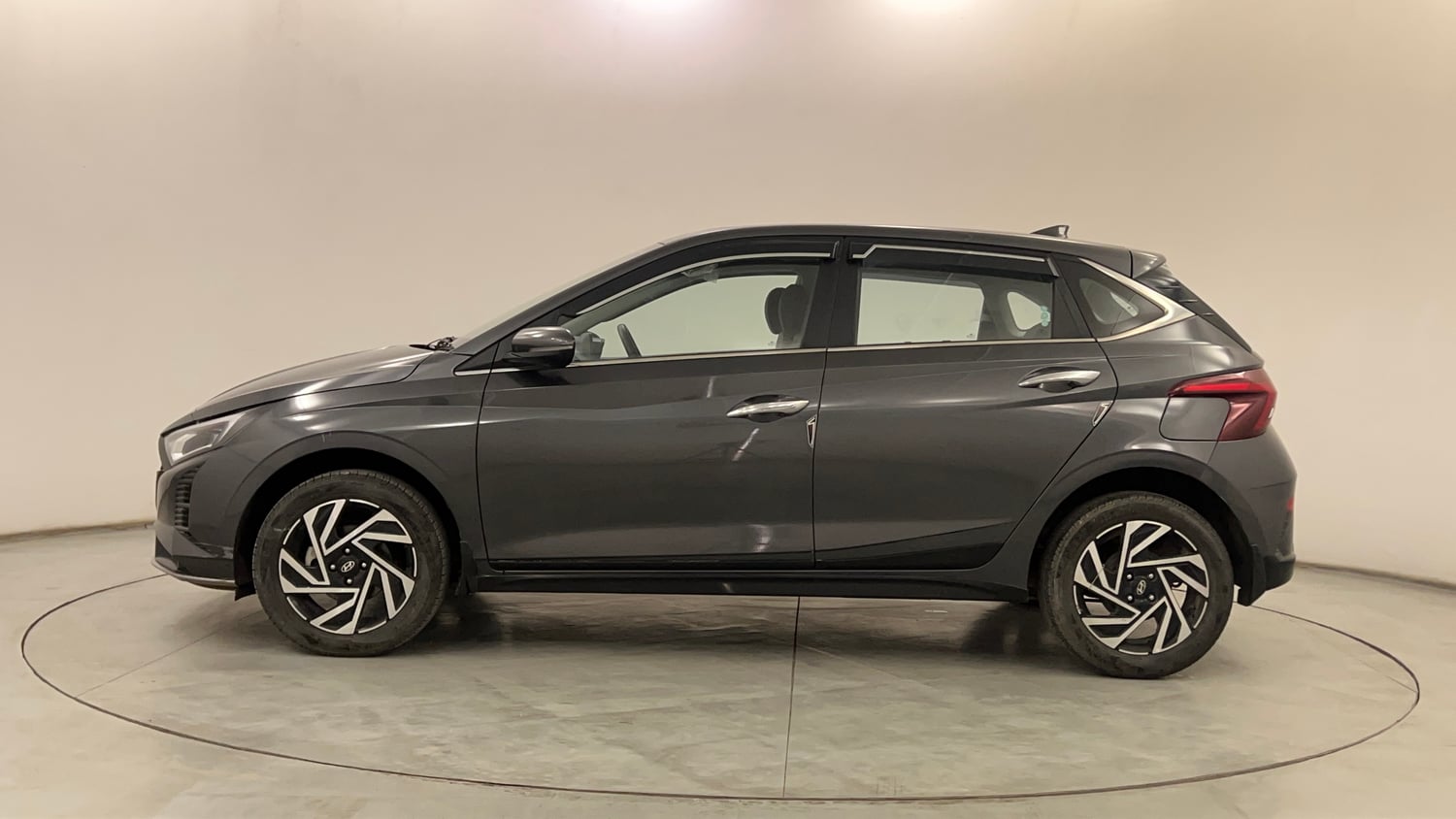 Used 2025 Hyundai New i20 Asta (O) 1.2 IVT Petrol Automatic exterior LEFT SIDE VIEW