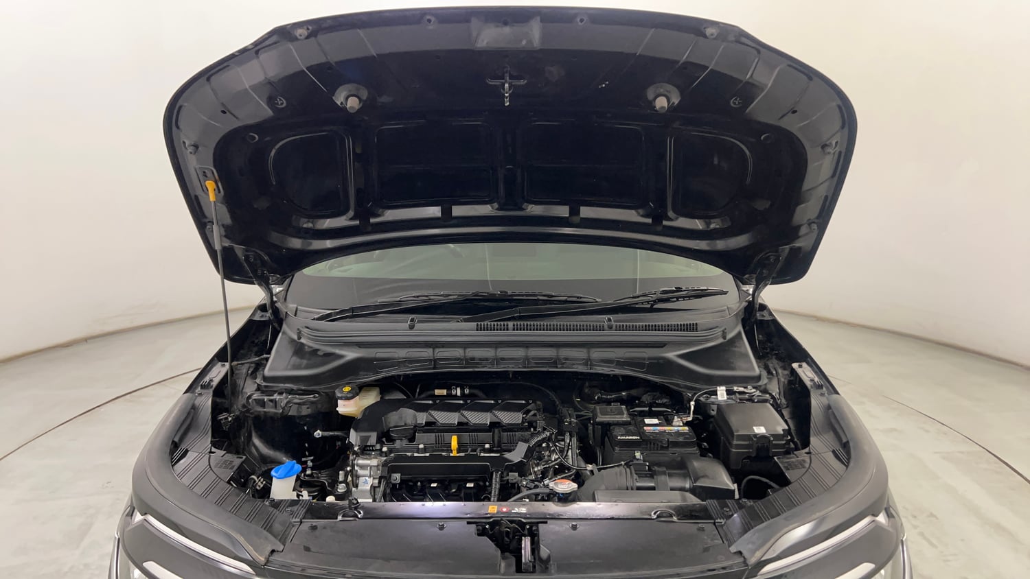 Used 2026 Kia Carens Premium (O) 1.5 Petrol 7 STR Petrol Manual engine ENGINE & BONNET OPEN FRONT VIEW