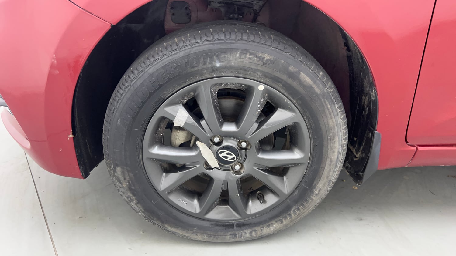 Used 2019 Hyundai Elite i20 Sportz Plus 1.2 Petrol Manual tyres LEFT FRONT TYRE RIM VIEW