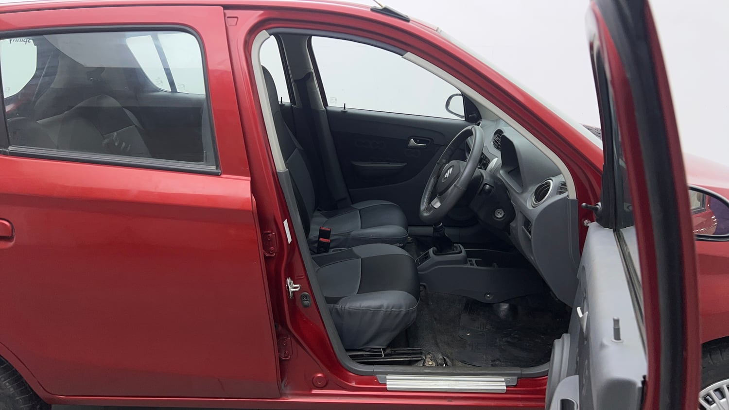 Used 2013 Maruti Suzuki Alto 800 Lxi Petrol Manual interior RIGHT SIDE FRONT DOOR CABIN VIEW