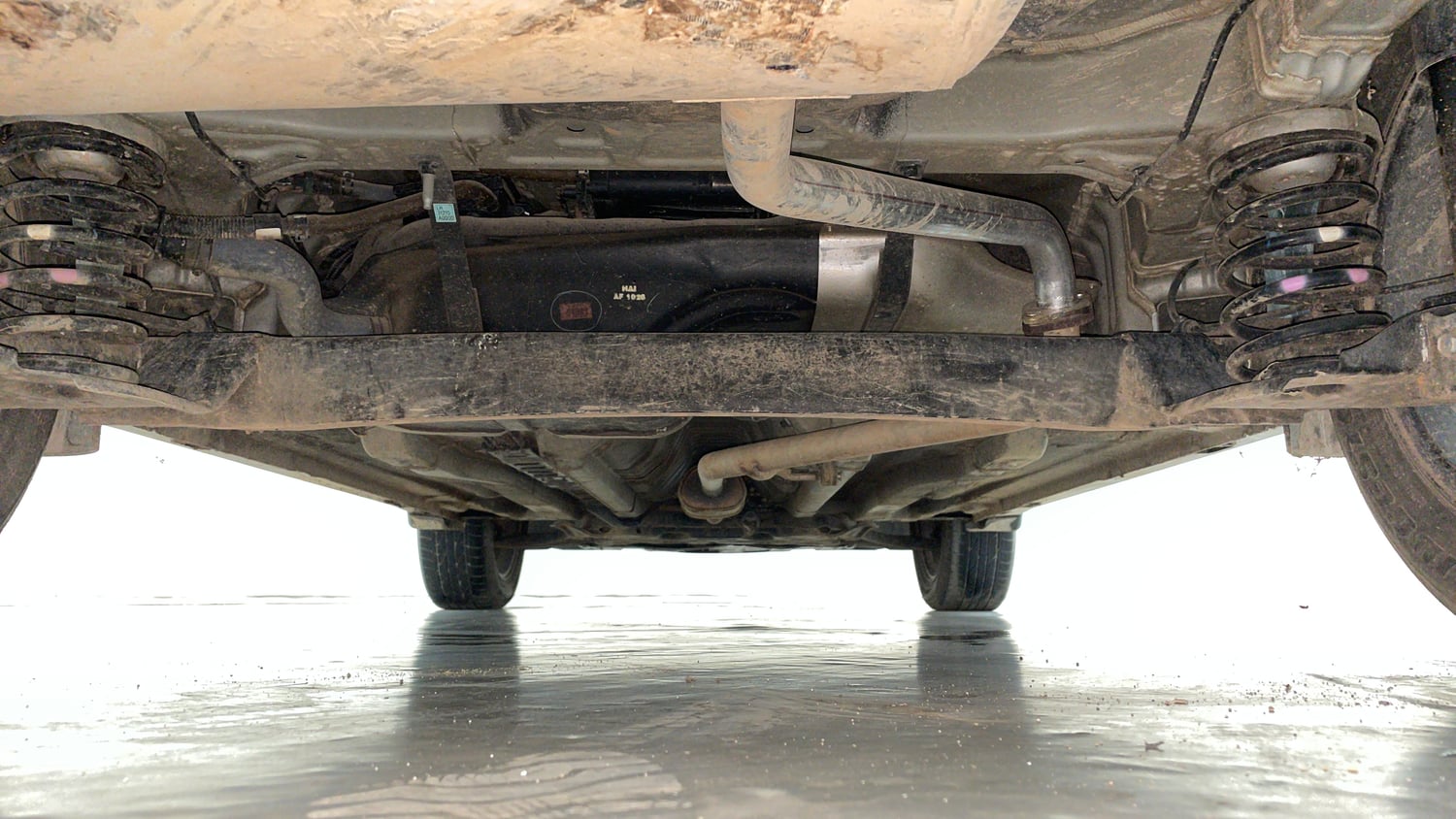 Used 2019 Hyundai Creta SX 1.6 AT Petrol Petrol Automatic extra REAR UNDERBODY VIEW (TAKEN FROM REAR)