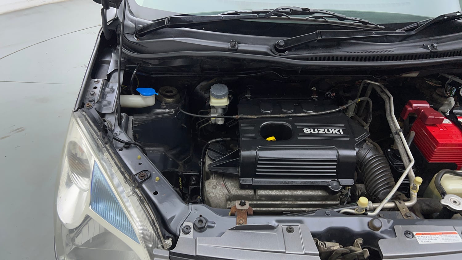 Used 2013 Maruti Suzuki Wagon R VXI Petrol Manual engine ENGINE RIGHT SIDE VIEW