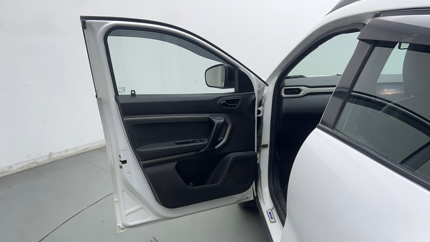 Used 2021 Renault Kiger RXZ Turbo CVT Petrol Automatic interior LEFT FRONT DOOR OPEN VIEW
