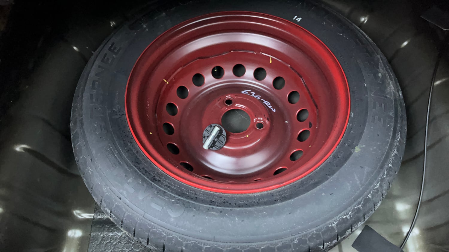 Used 2022 Renault Kwid RXT 1.0 AMT Petrol Automatic tyres SPARE TYRE VIEW