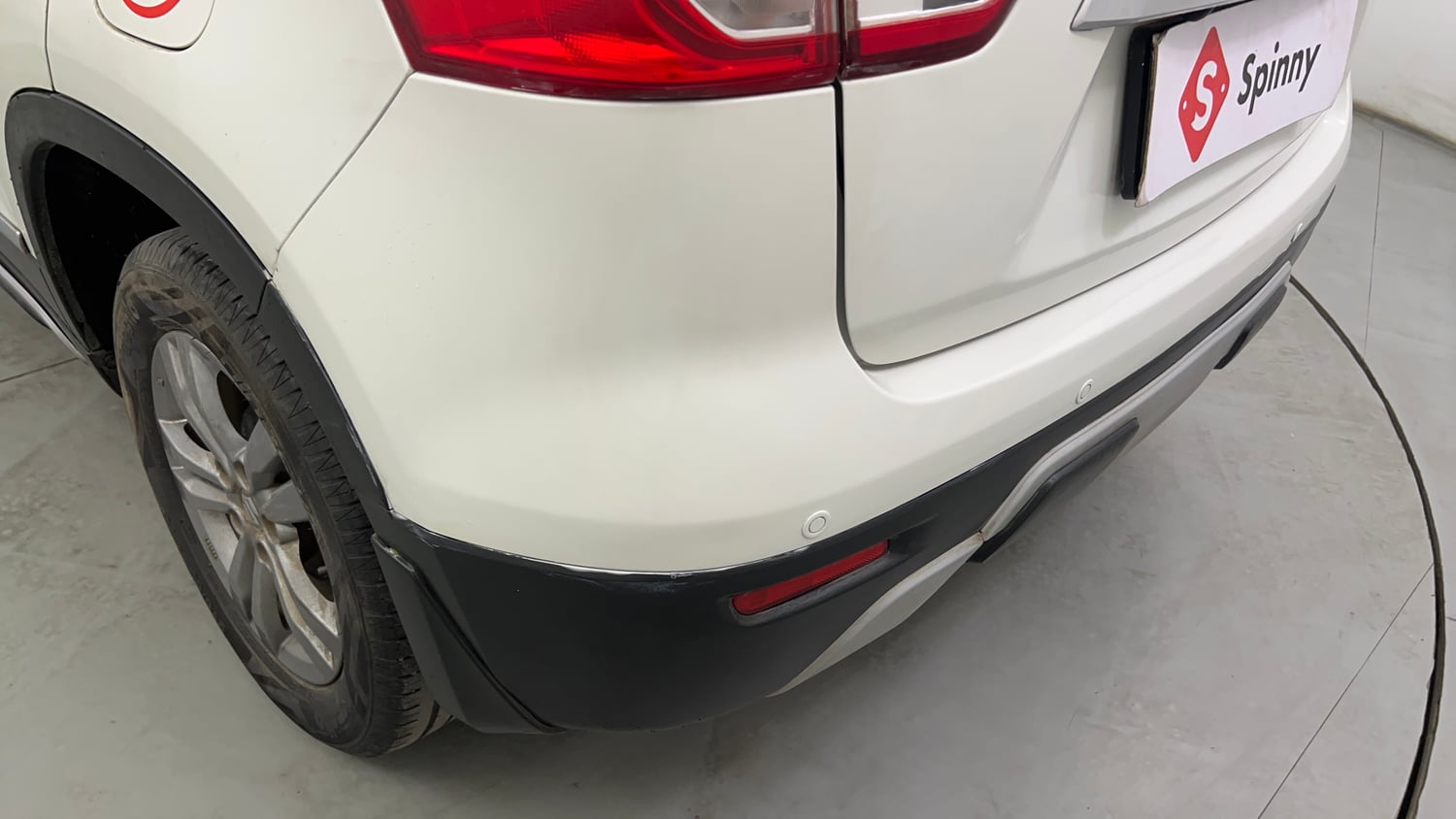 Used 2017 Maruti Suzuki Vitara Brezza [2016-2020] ZDi Plus Diesel Manual dents MINOR SCRATCH