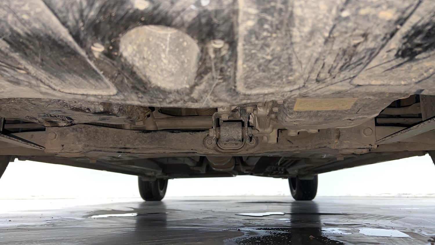 Used 2024 Hyundai New i20 Sportz 1.2 IVT Petrol Automatic extra FRONT LEFT UNDERBODY VIEW