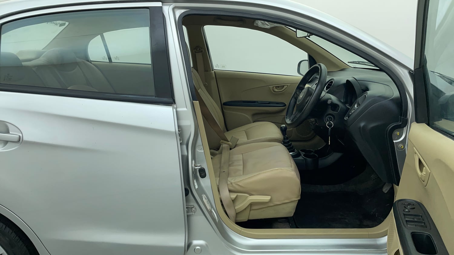 Used 2014 Honda Amaze 1.2 S i-VTEC Petrol Manual interior RIGHT SIDE FRONT DOOR CABIN VIEW