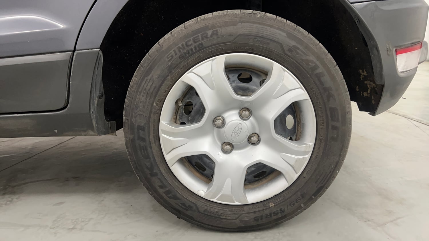 Used 2017 Ford EcoSport Trend 1.5L TDCi Diesel Manual tyres LEFT REAR TYRE RIM VIEW
