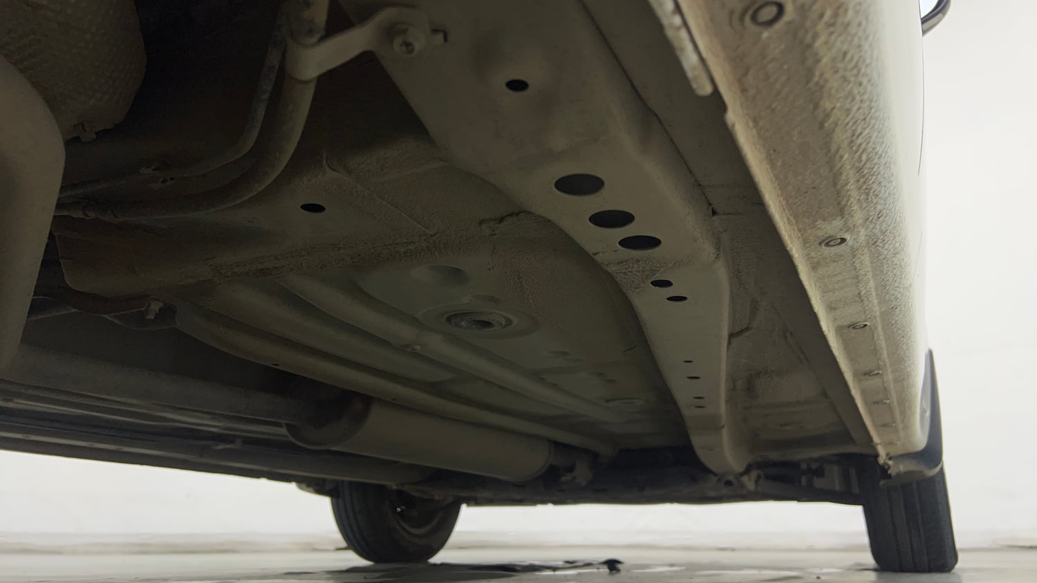 Used 2024 Maruti Suzuki Wagon R VXI 1.0 CNG Cng Manual extra REAR RIGHT UNDERBODY VIEW