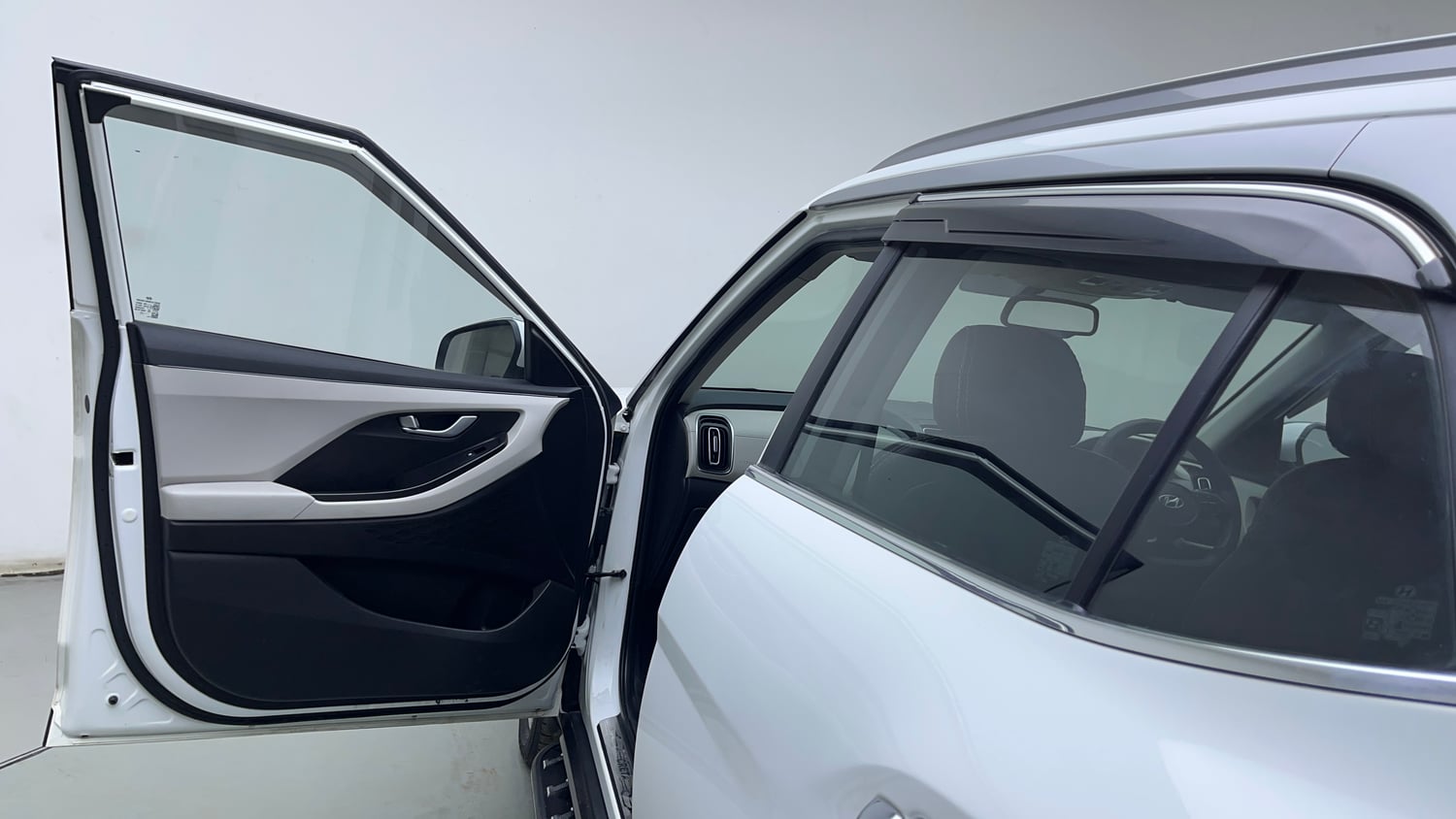 Used 2023 Hyundai Creta SX 1.5 Petrol Petrol Manual interior LEFT FRONT DOOR OPEN VIEW