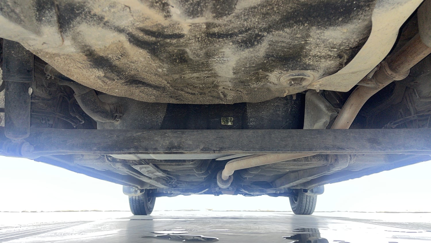 Used 2012 Hyundai i10 Sportz 1.2 Kappa2 Petrol Manual extra REAR UNDERBODY VIEW (TAKEN FROM REAR)