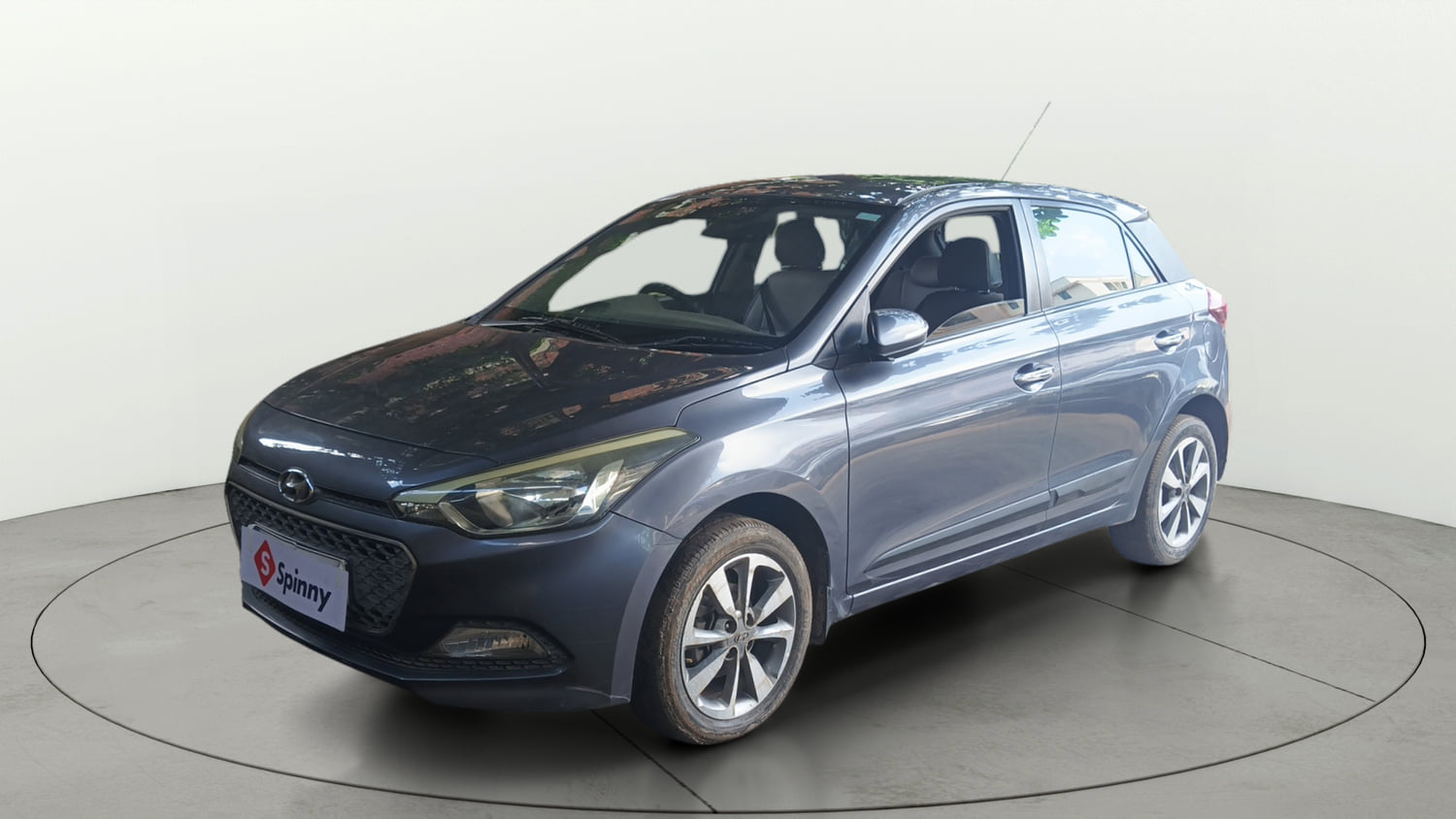 Used 2015 Hyundai Elite i20 Asta 1.2 Petrol Manual exterior LEFT FRONT CORNER VIEW