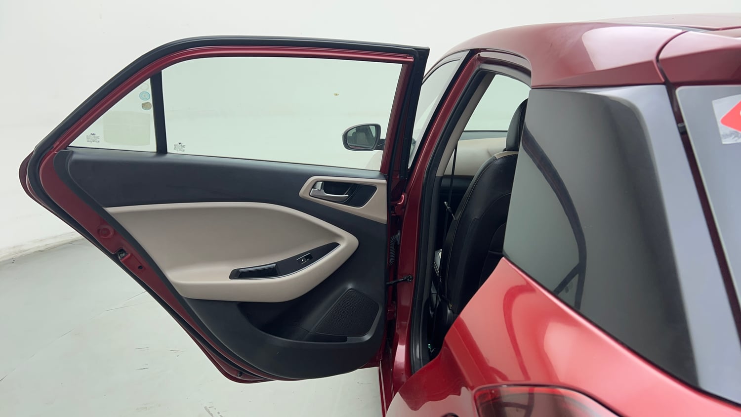 Used 2019 Hyundai Elite i20 Sportz Plus 1.2 Petrol Manual interior LEFT REAR DOOR OPEN VIEW