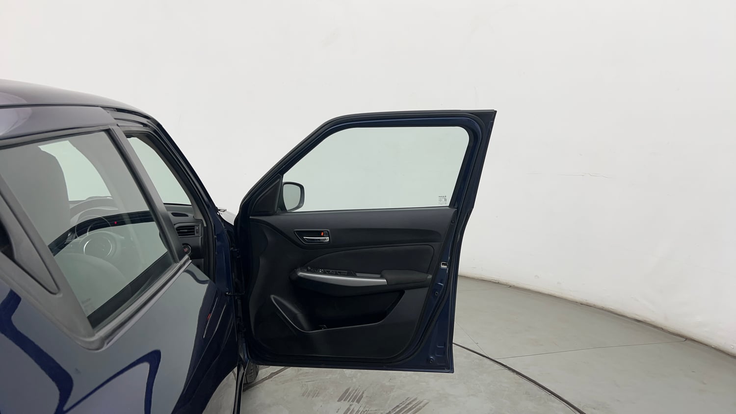 Used 2018 Maruti Suzuki Swift ZXi AMT Petrol Automatic interior RIGHT FRONT DOOR OPEN VIEW