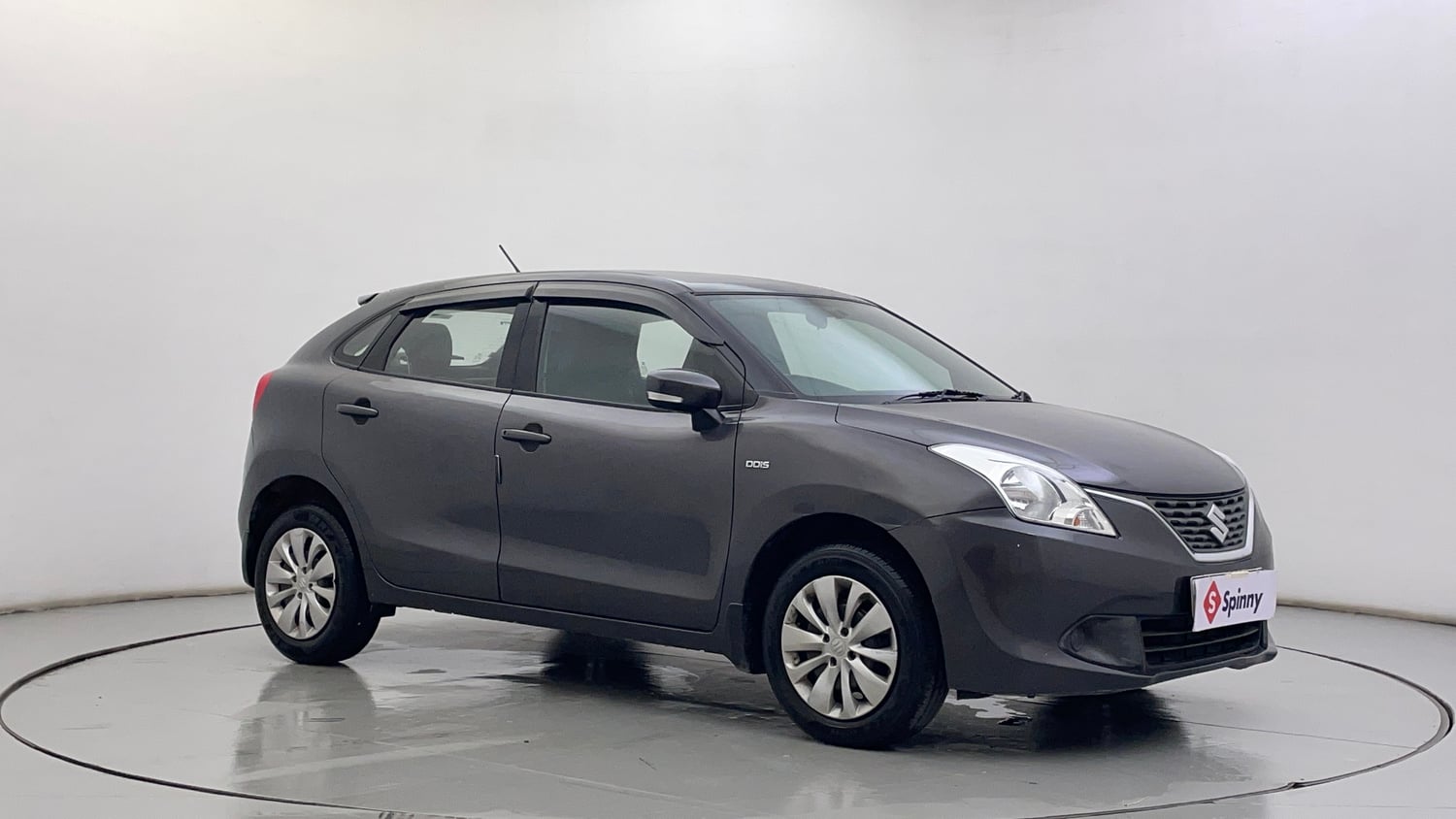 Used 2017 Maruti Suzuki Baleno Delta 1.3 Diesel Manual exterior RIGHT FRONT CORNER VIEW