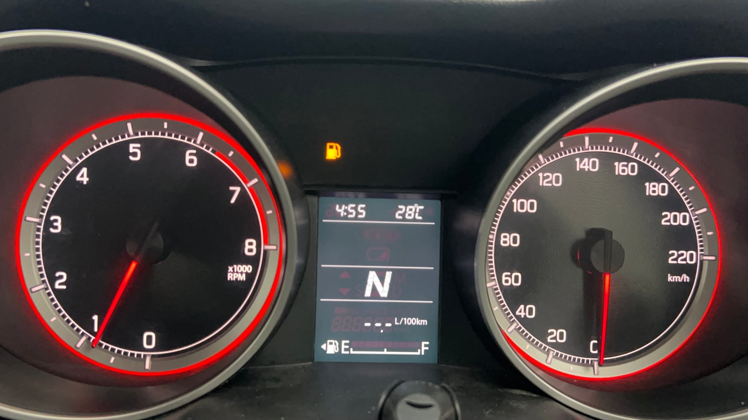 Used 2018 Maruti Suzuki Swift ZXi AMT Petrol Automatic interior CLUSTERMETER VIEW