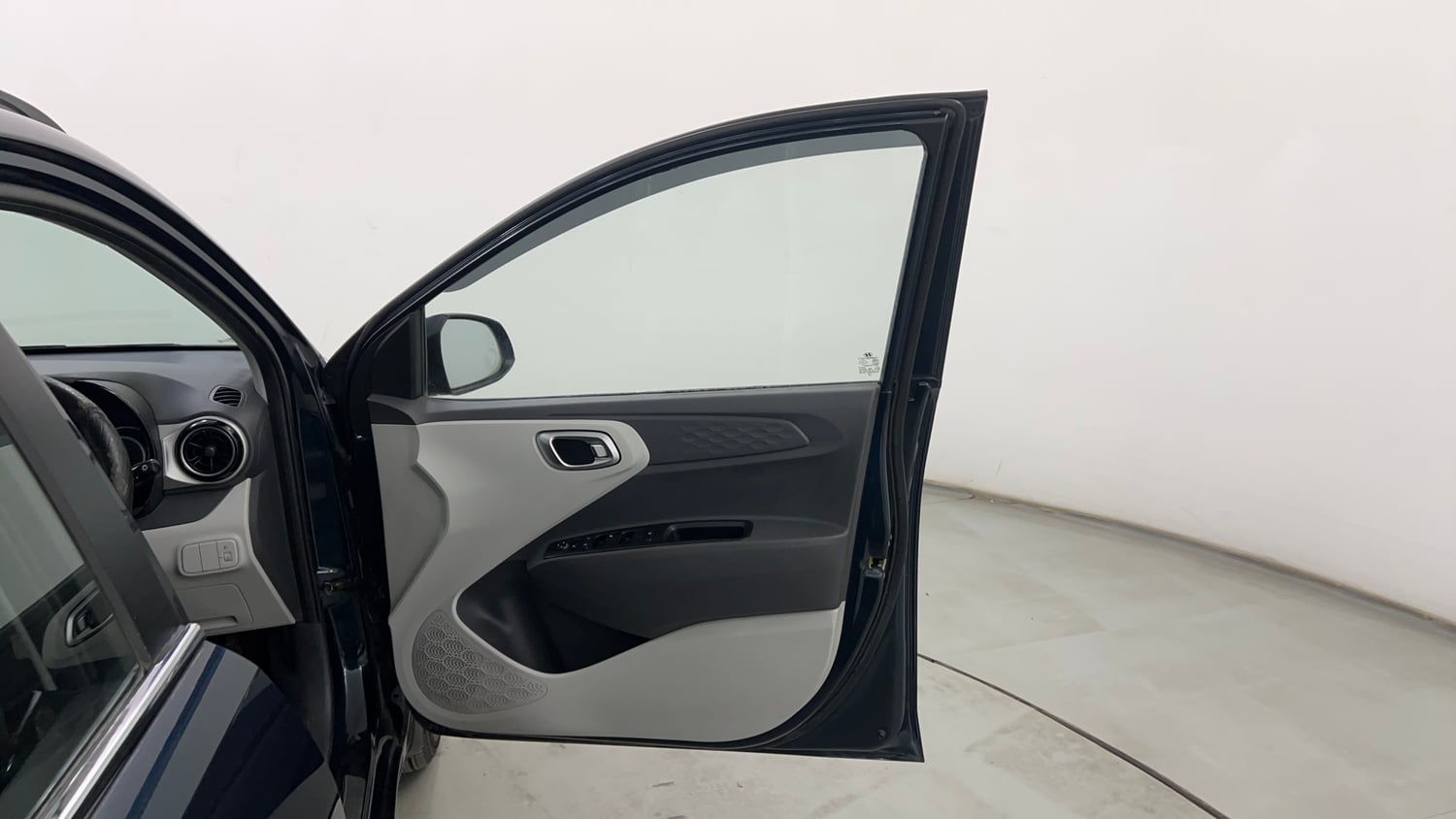 Used 2021 Hyundai Grand i10 Nios Sportz AMT 1.2 Kappa VTVT Petrol Automatic interior RIGHT FRONT DOOR OPEN VIEW