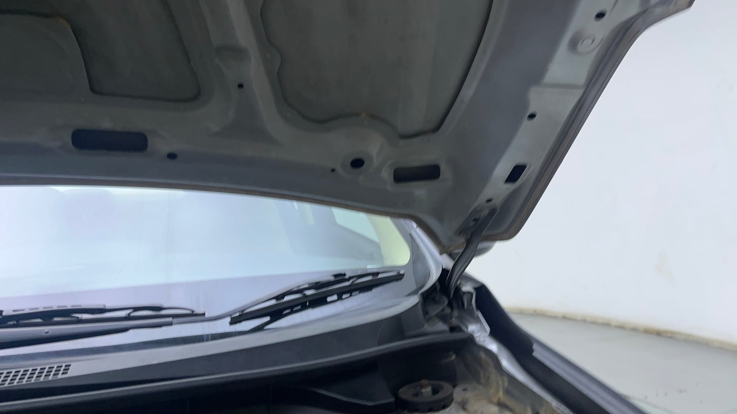 Used 2020 Honda Amaze 1.2 S MT Petrol Petrol Manual engine ENGINE LEFT SIDE HINGE & APRON VIEW