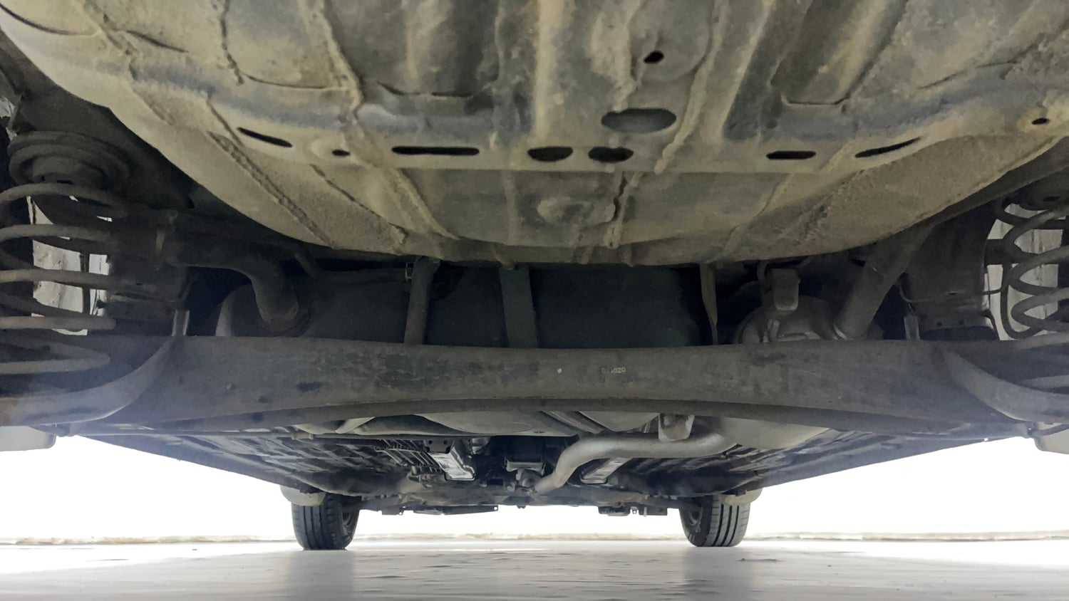 Used 2020 Honda Amaze 1.2 S MT Petrol Petrol Manual extra REAR UNDERBODY VIEW (TAKEN FROM REAR)