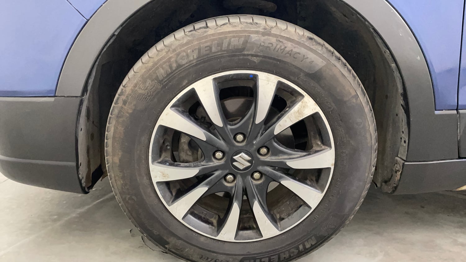 Used 2018 Maruti Suzuki S-Cross Alpha 1.3 Diesel Manual tyres LEFT FRONT TYRE RIM VIEW