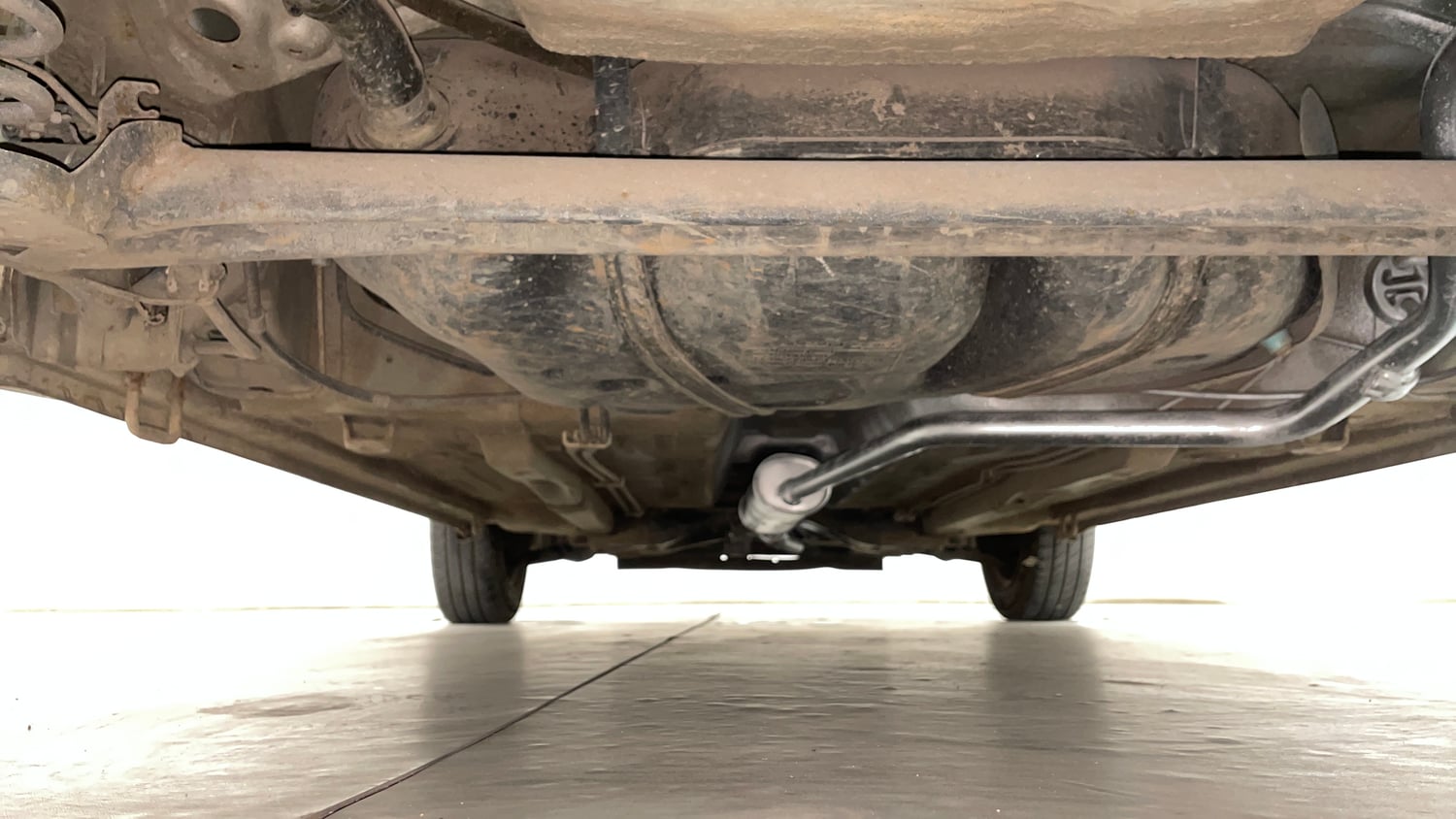 Used 2017 Maruti Suzuki Celerio ZXi Petrol Manual extra REAR UNDERBODY VIEW (TAKEN FROM REAR)