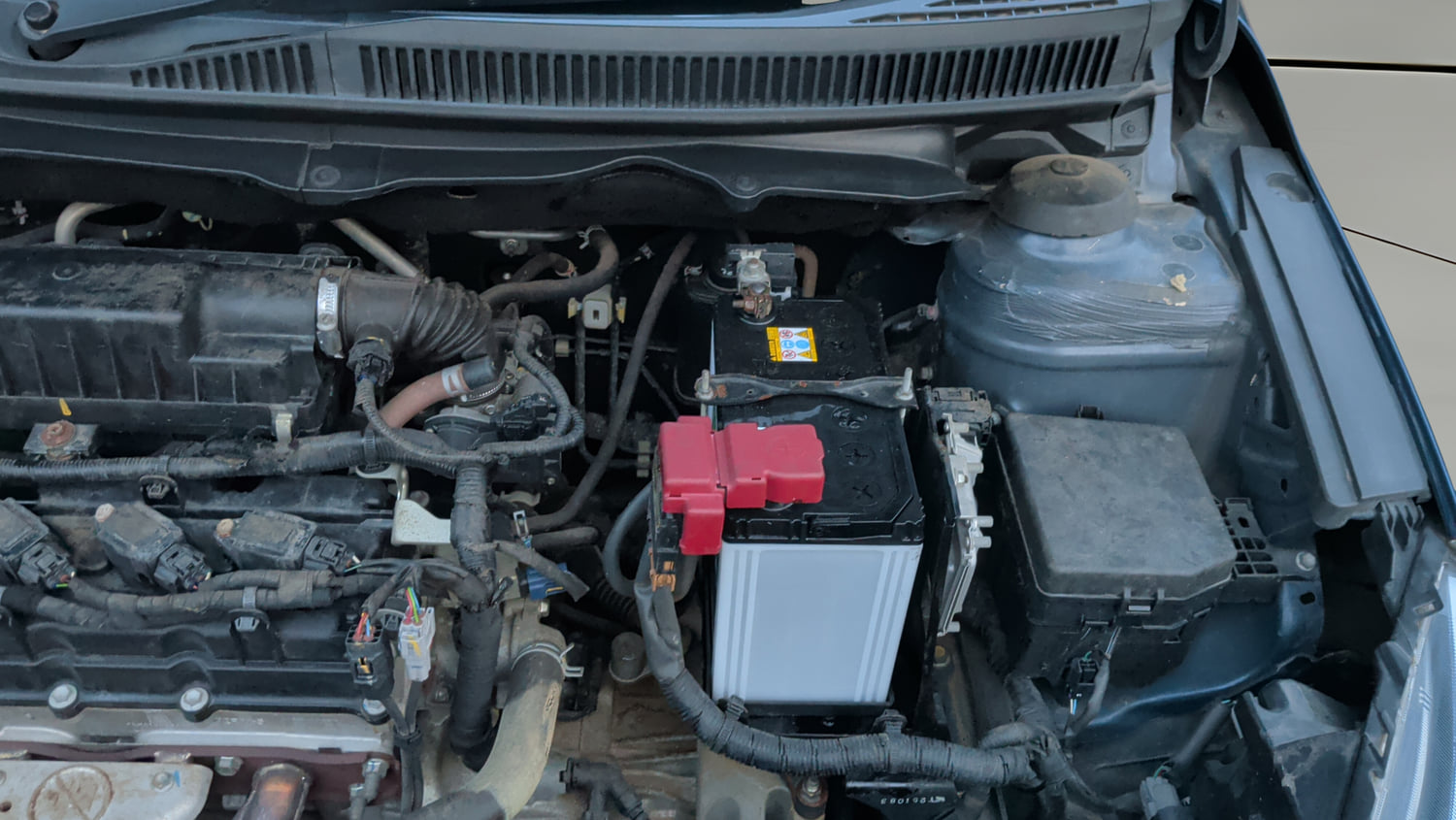 Used 2019 Maruti Suzuki Ciaz Alpha Hybrid 1.5 Petrol Manual engine ENGINE LEFT SIDE VIEW