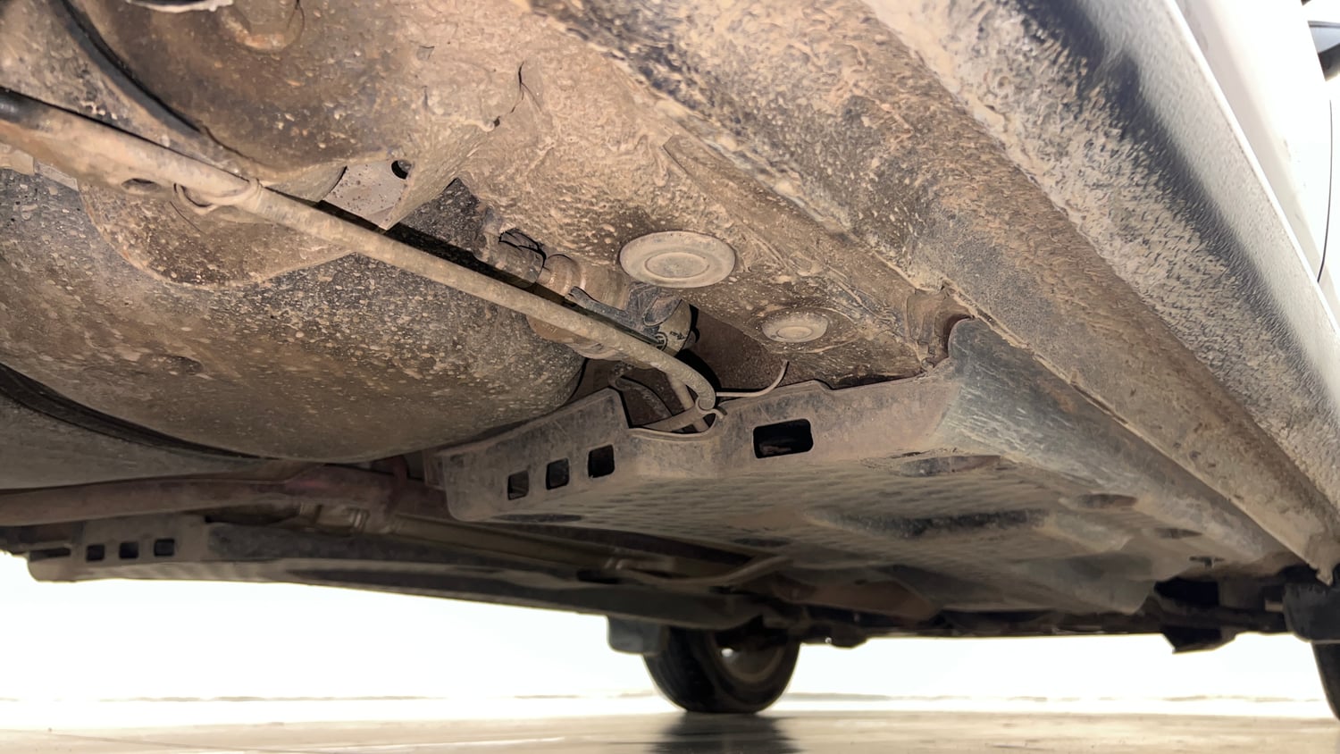 Used 2014 Volkswagen Polo Highline1.2L (P) Petrol Manual extra REAR RIGHT UNDERBODY VIEW