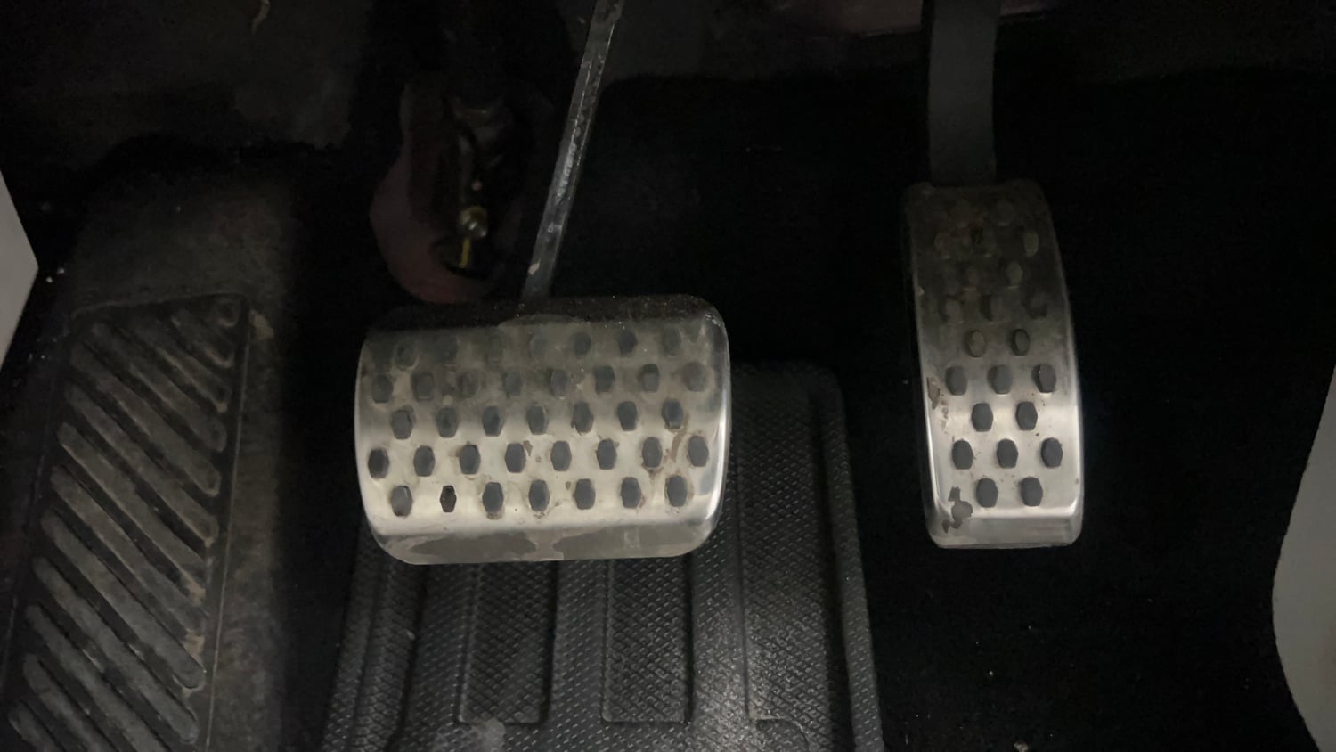 Used 2024 Mahindra XUV 3XO AX7 1.2 Petrol AT Petrol Automatic interior PEDALS VIEW
