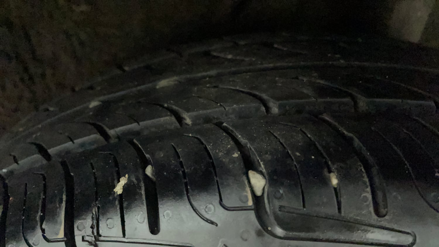 Used 2019 Honda Amaze 1.2 VX MT Petrol Petrol Manual tyres LEFT REAR TYRE TREAD VIEW