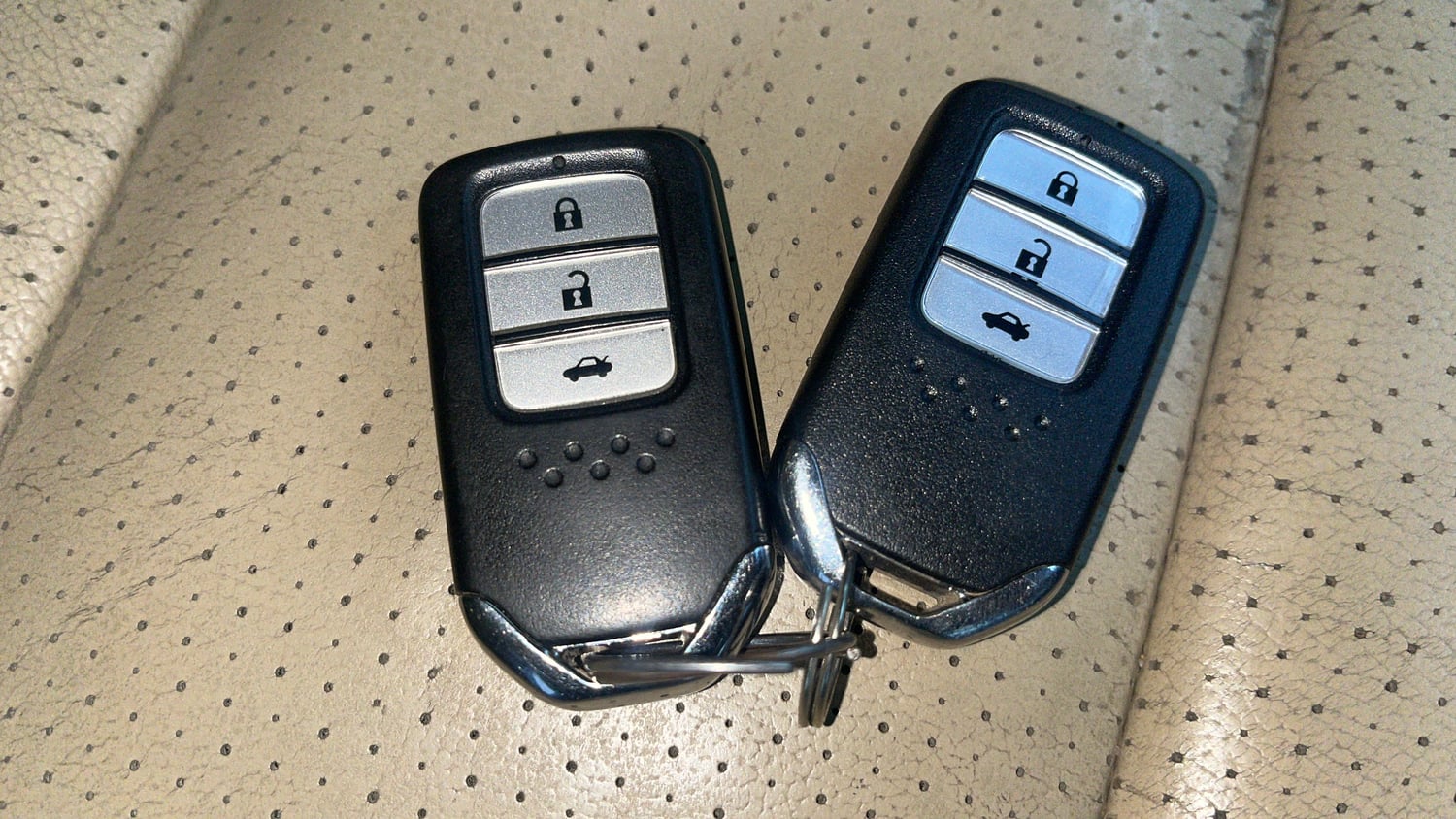 Used 2016 Honda City VX CVT Petrol Automatic extra CAR KEY VIEW