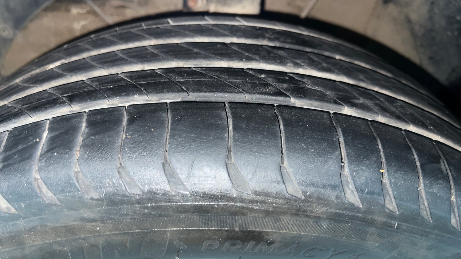 Used 2019 Maruti Suzuki Baleno Zeta Petrol Manual tyres LEFT FRONT TYRE TREAD VIEW