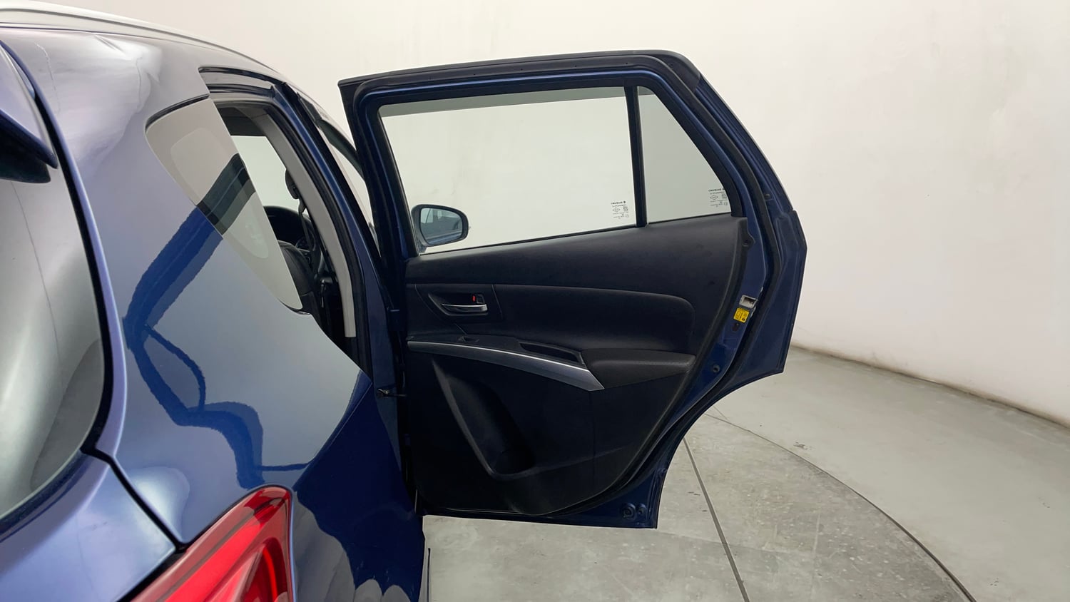 Used 2018 Maruti Suzuki S-Cross Alpha 1.3 Diesel Manual interior RIGHT REAR DOOR OPEN VIEW