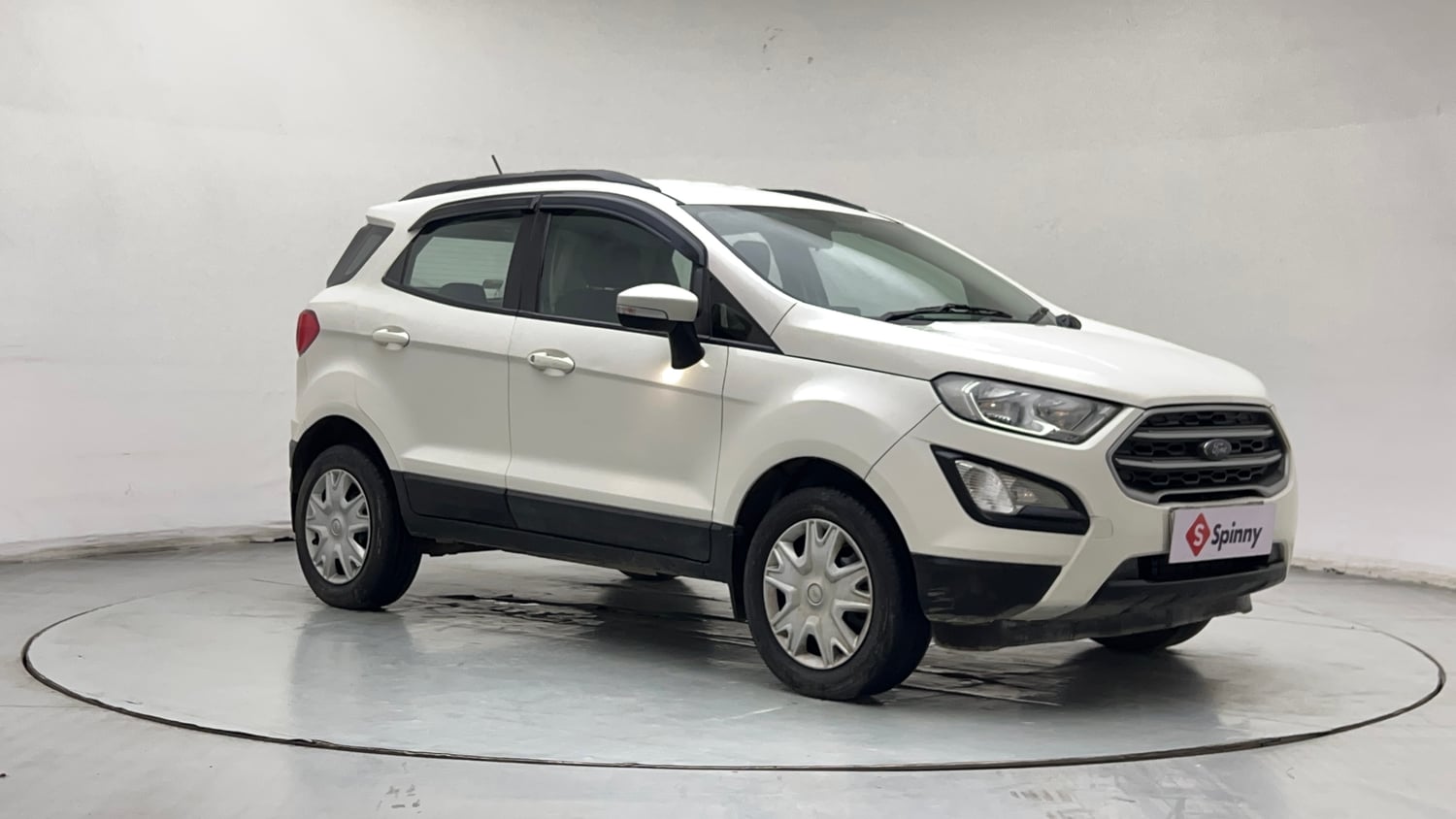 Used 2018 Ford EcoSport Trend + 1.5L TDCi Diesel Manual exterior RIGHT FRONT CORNER VIEW