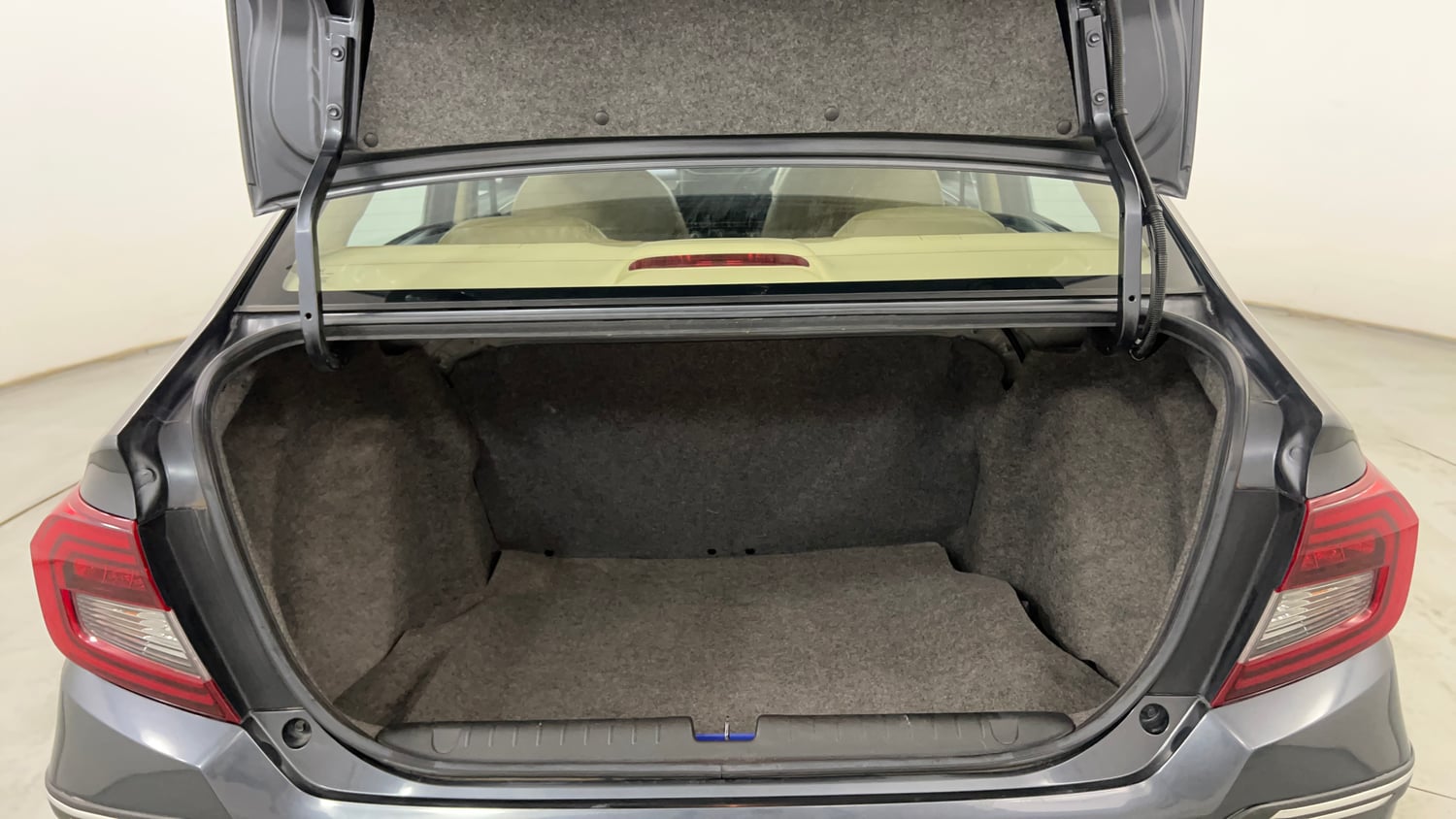 Used 2023 Honda Amaze VX MT 1.2 Petrol Petrol Manual interior DICKY INSIDE VIEW