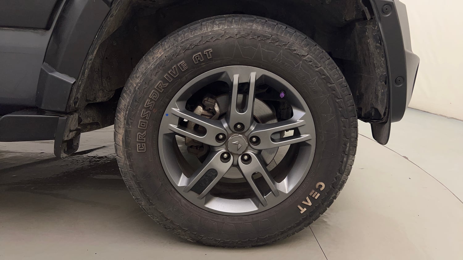 Used 2023 mahindra Thar LX Hard Top Petrol MT 4WD Petrol Manual tyres RIGHT FRONT TYRE RIM VIEW