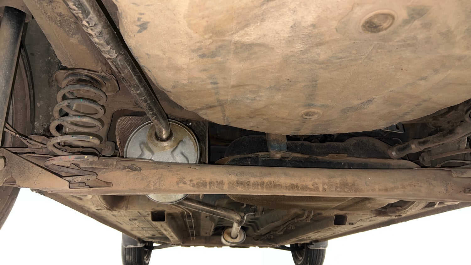 Used 2019 Renault Kwid CLIMBER 1.0 Opt Petrol Manual extra REAR UNDERBODY VIEW (TAKEN FROM REAR)
